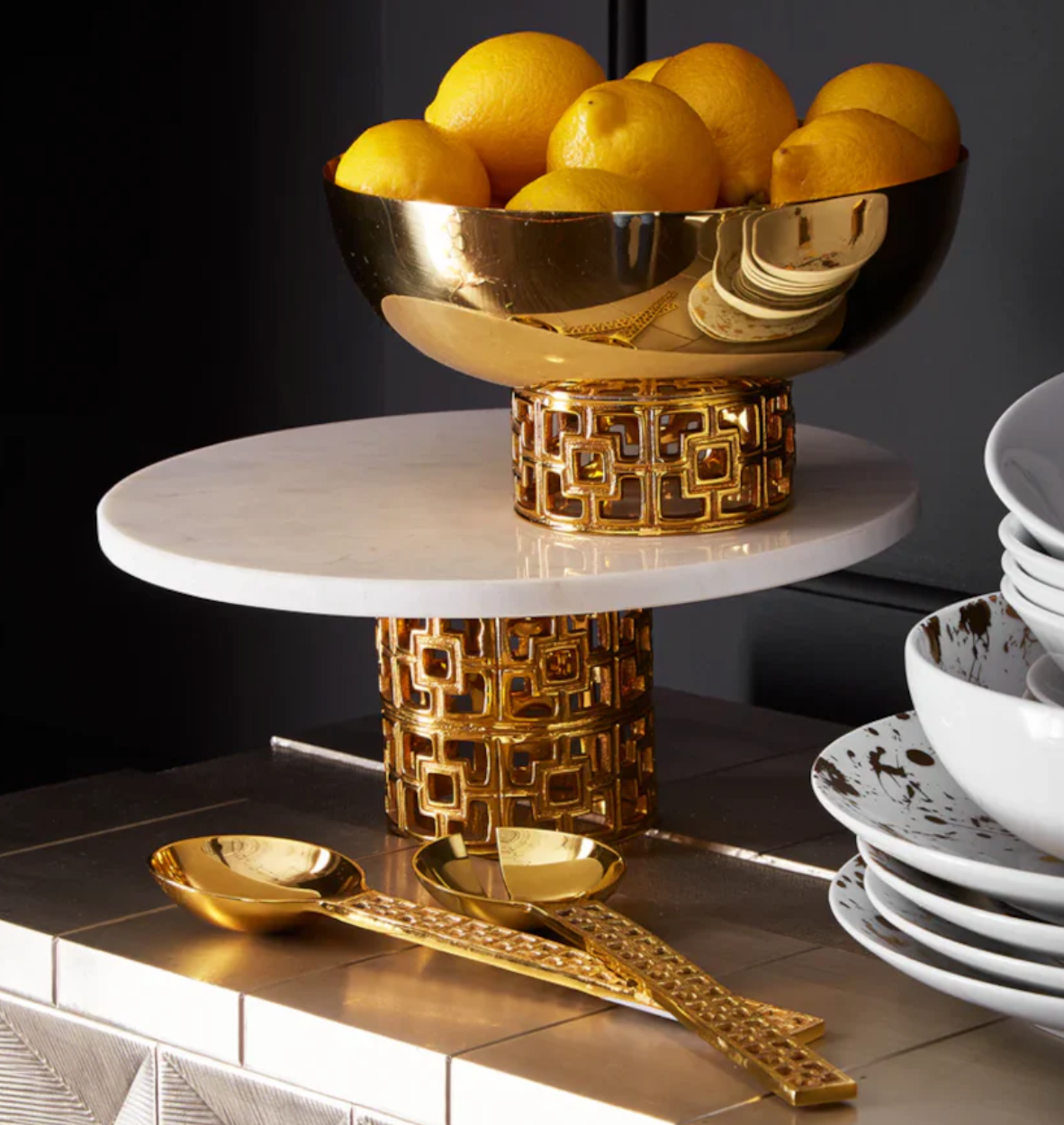 Nixon cake plate