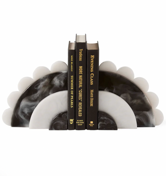 Como black & white bookends